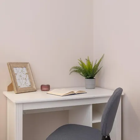 Ground Floor With Garden And Free Garage In By Renters * Sosnowiec