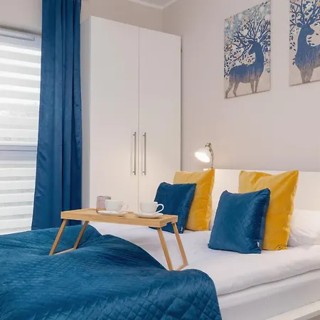 Ground Floor With Garden And Free Garage In By Renters Appartement
